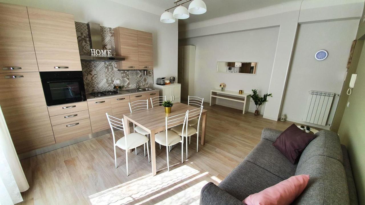 Plinio Home กาสเตลลัมมาเร ดิ สตาเบีย ภายนอก รูปภาพ
